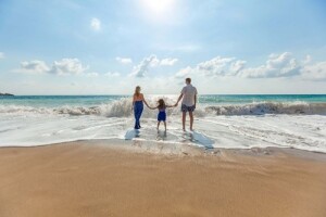 Understanding-Term-Life-Insurance-and-Whole-Life-Insurance