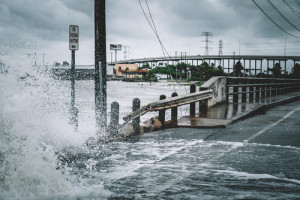 Water,Coming,Over,The,Streets,In,Kemah,During,Hurricane,Harvey