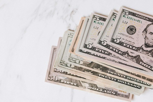 Switching-Your-Auto-Insurance-Policy-Can-Save-You-Money - Copy