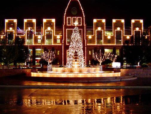 christmas-on-the-square-frisco tx home insurance