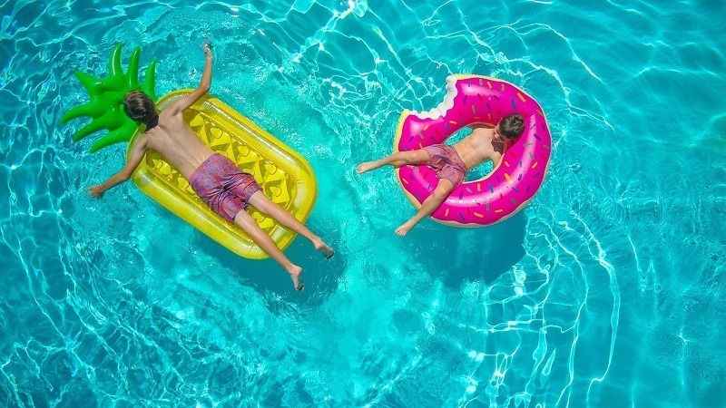kids in a swimming pool
