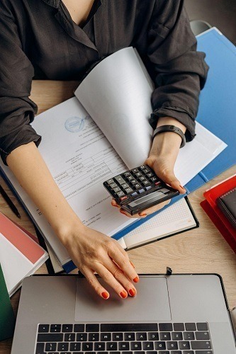 is-buying-a-new-car-tax-deductible-in-texas