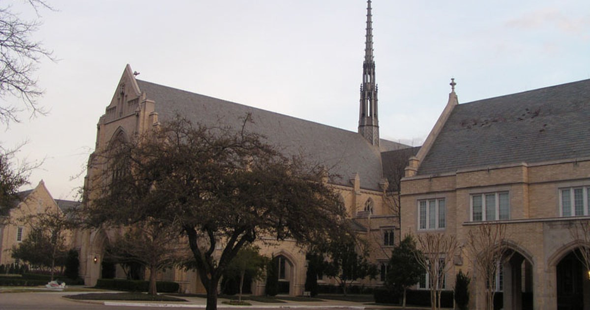 A church in University Park , en:Texas ( USA ) A church in University Park, Texas