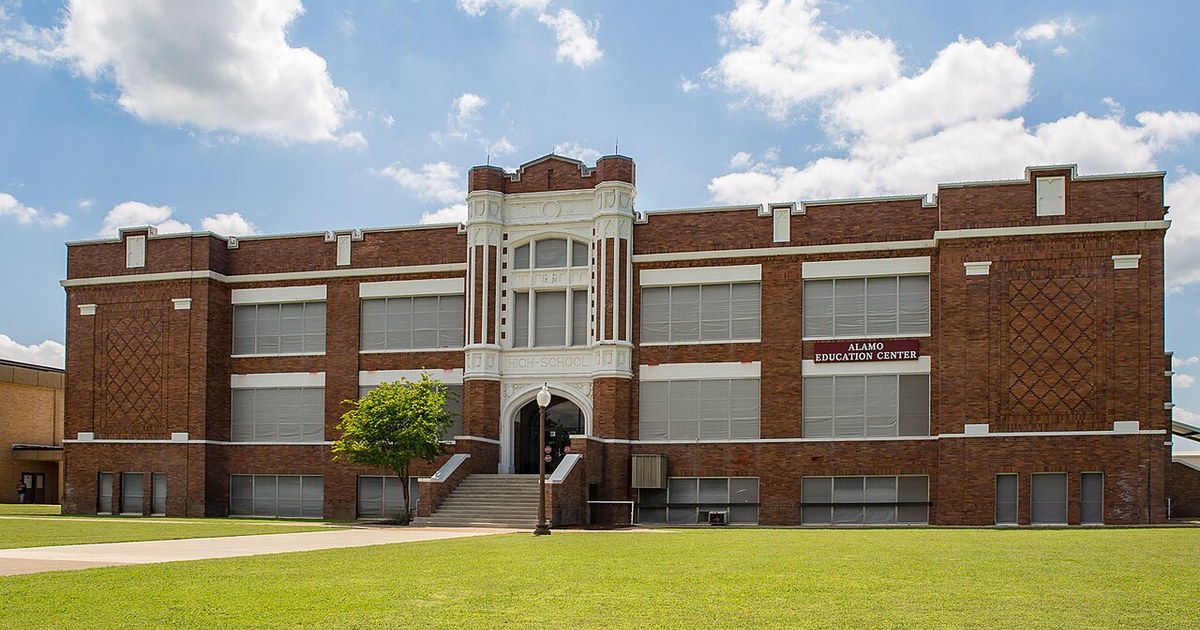 Ennis High School is located in Ennis, Texas Ennis High School (1 of 1)
