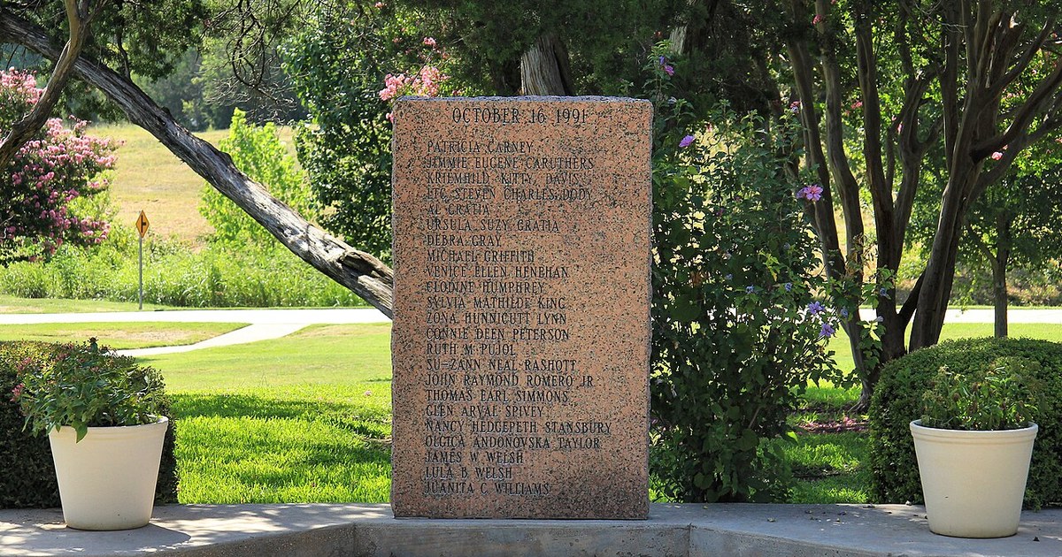 Memorial honoring the victims of the Luby's massacre in Killeen, Texas, United States. Lubys memorial killeen