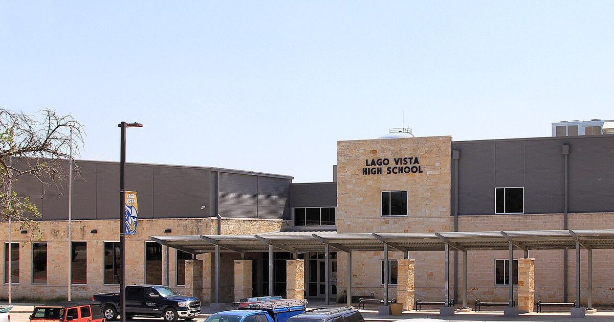 Lago Vista High School in Lago Vista, Texas, United States. Lago Vista High School Lago Vista Texas 2022