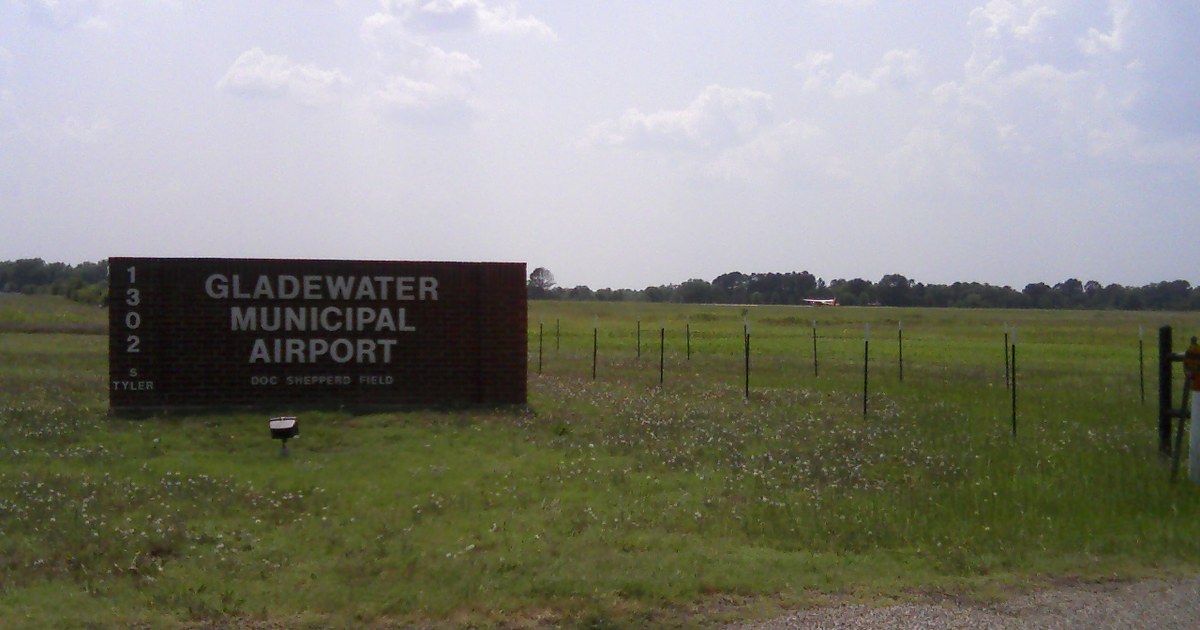 Gladewater Municipal Airport Gladewater Municipal Airport - panoramio