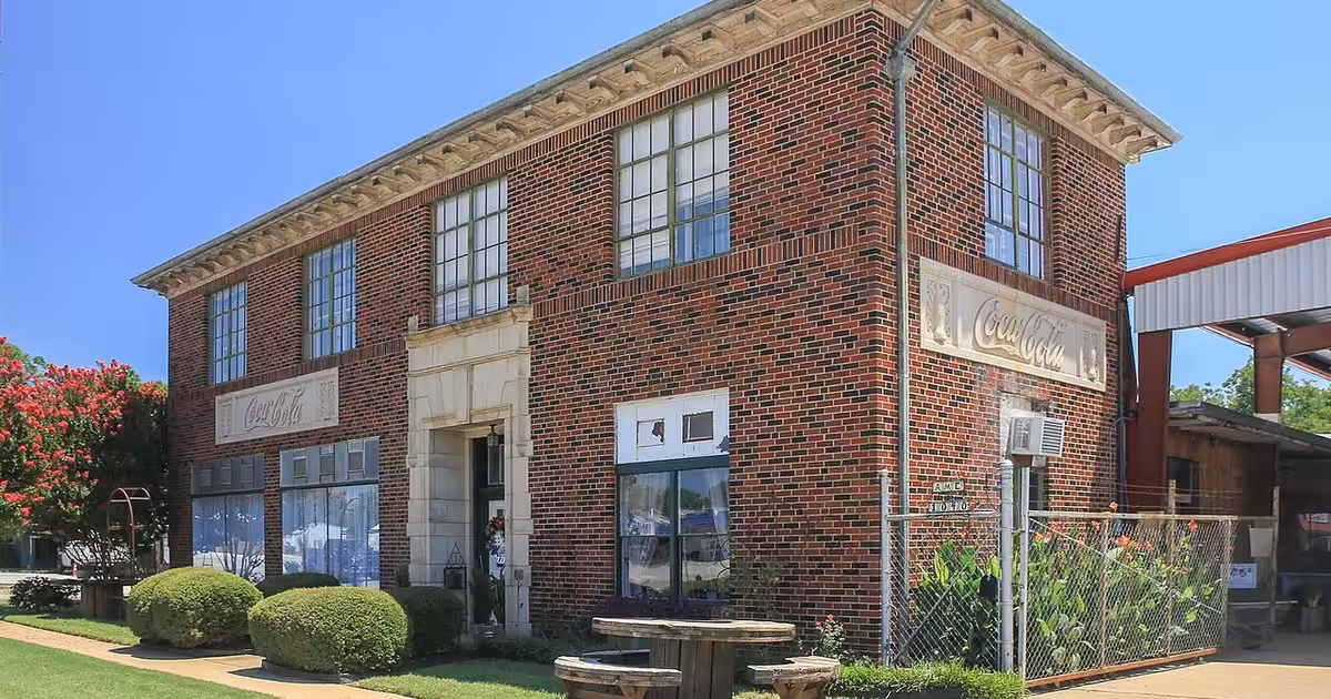 Coca Cola Building in Graham, Texas Coca Cola Building Graham Wiki (1 of 1)