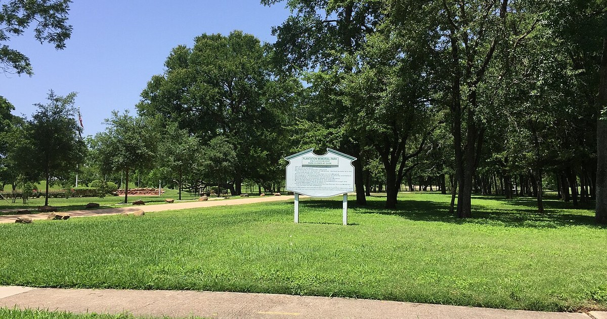 Plantation Memorial Park in Pecan Grove in Fort Bend County PecanGroveFortBendCOPark