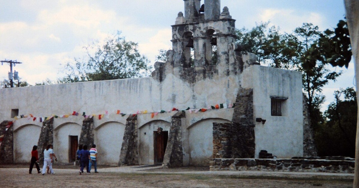 Mission San Juan Capistrano at San Antonio Missions National Historical Park. Mission San Juan Capistrano 650
