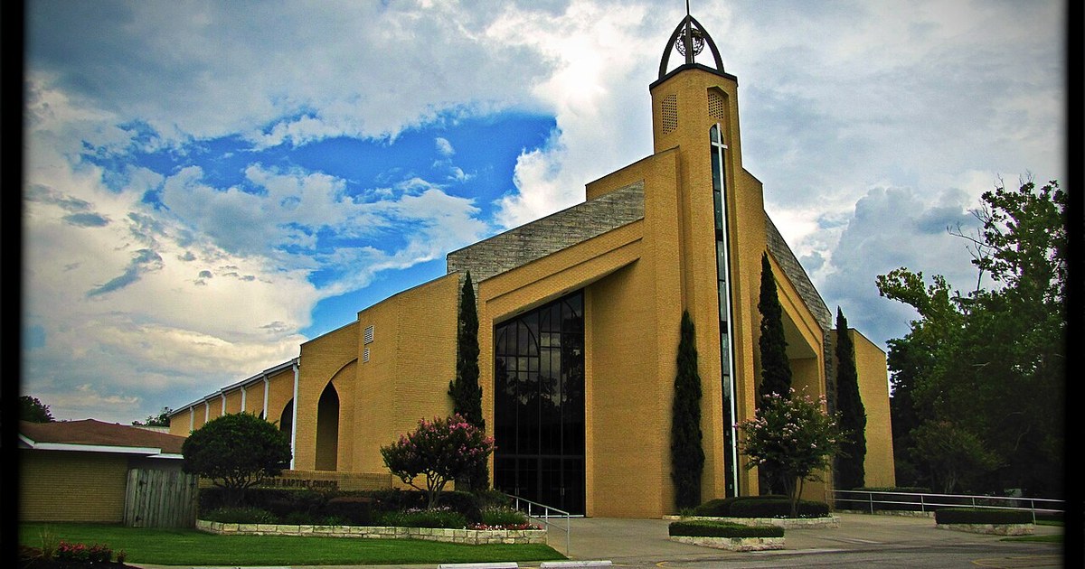 Tomball, Texas First Baptist Church Tomball - Flickr - pinemikey