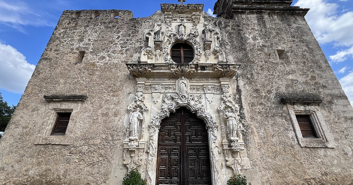 Main entrance of the mission San Jose in San Antonio Texas Main entrance, Mission San Jose, San Antonio Texas