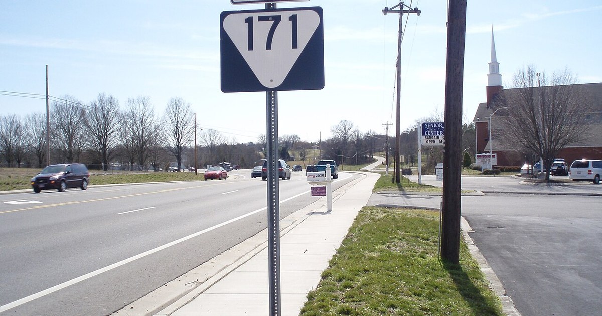 Tennessee State Route 171 in Mount Juliet, Tennessee, United States Tennessee state route 171
