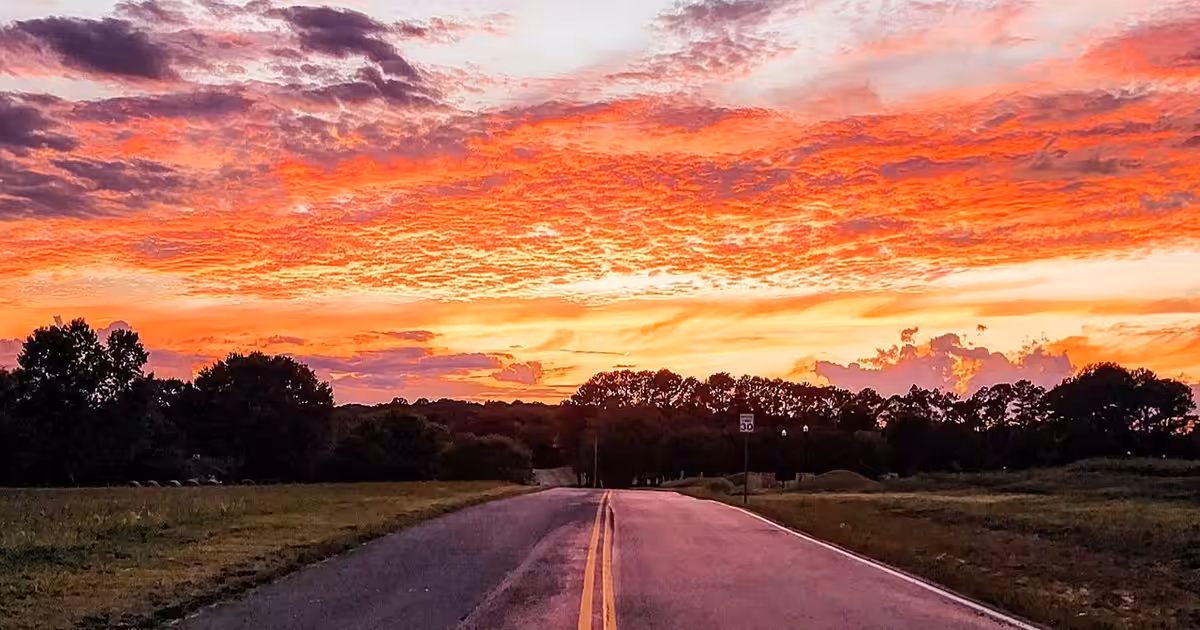 Sunset in Pleasant View, Tennessee, United States. Sunset-pleasant-view-tn1