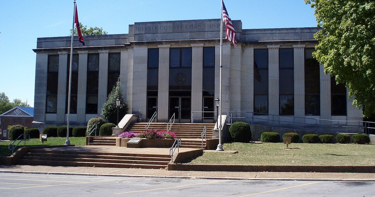 DeKalb County Courthouse, Smithville, Tennessee, United States Dekalb county tennessee courthouse