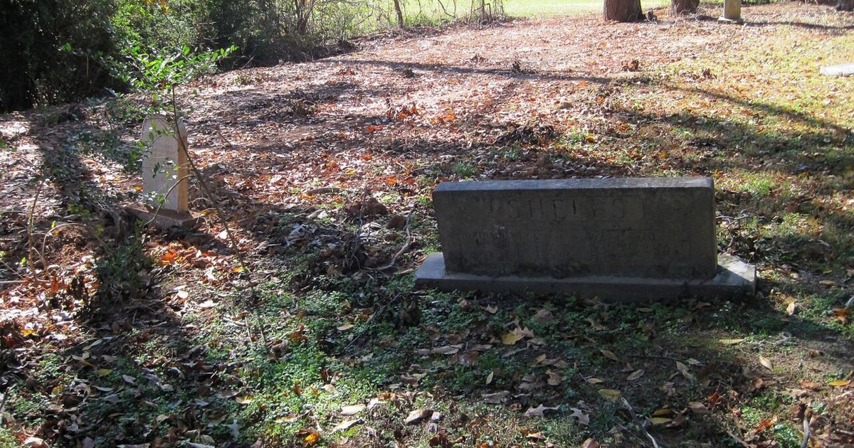 Spring Hill Cemetery (Somerville, Tennessee) Spring Hill Cemetery Somerville TN 2013-11-10 003