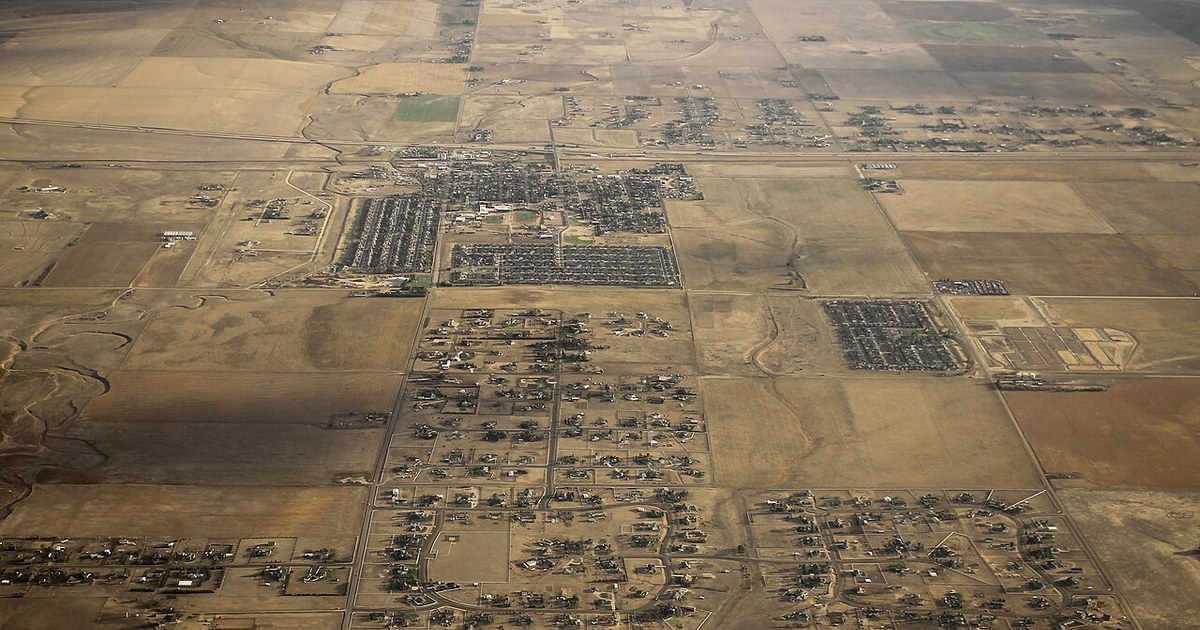 Strasburg Colorado Aerial (52632100589).jpg Strasburg Colorado Aerial (52632100589)