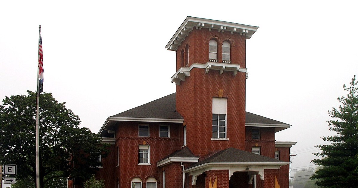 Washington County Courthouse in Potosi, Missouri . Potossi-courthouse enh