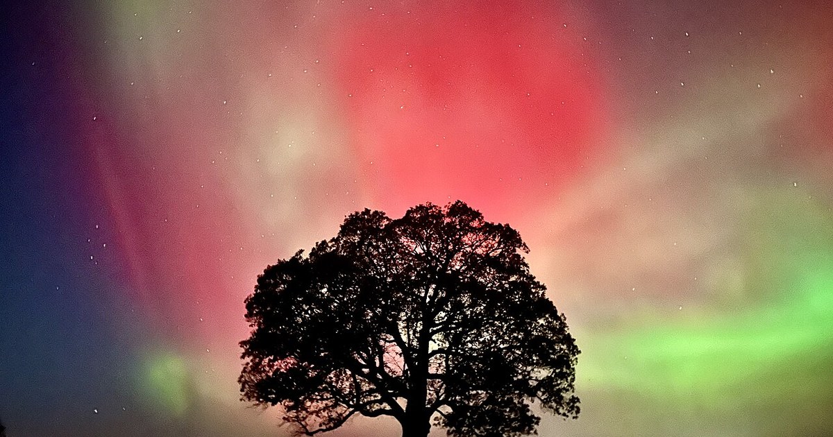 Aurora borealis was at Smithville Lake, Missouri, on November 11, 2025. Aurora borealis Smithville Lake 11-11-2025 02