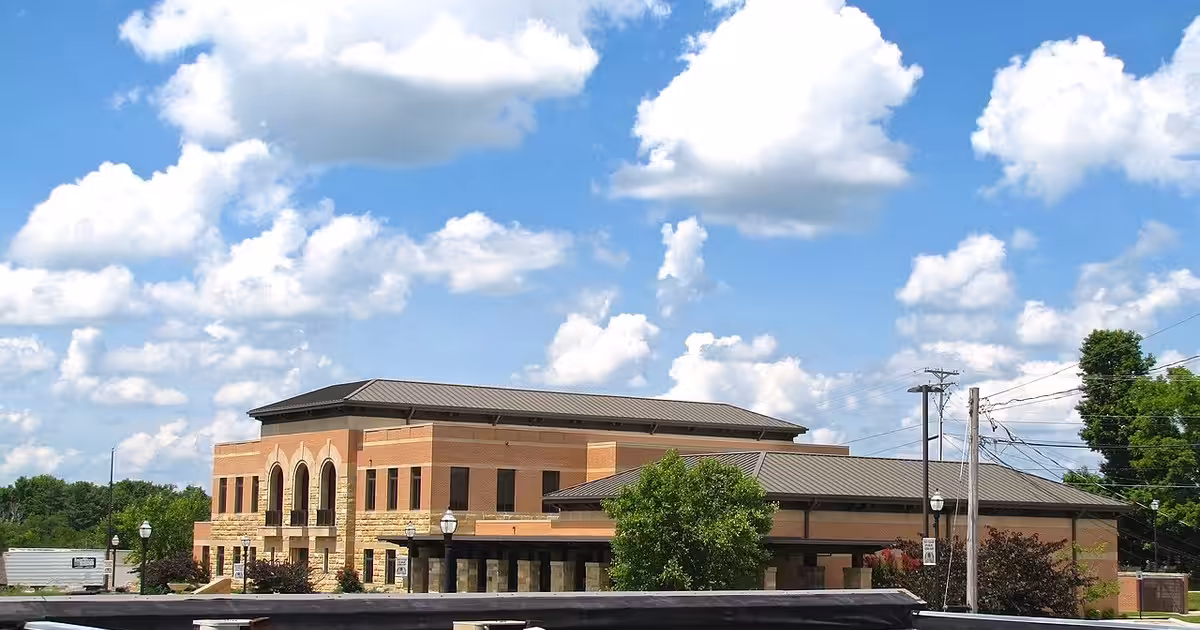 Art Circle Public Library in Crossville, Tennessee, United States. Crossville-library-tn1