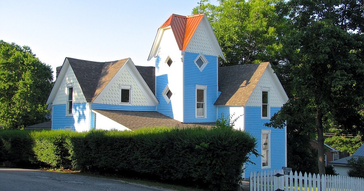 The J.M. Johnson House in Gainesboro, Tennessee, United States. JM-Johnson-House-Gainesboro-tn1