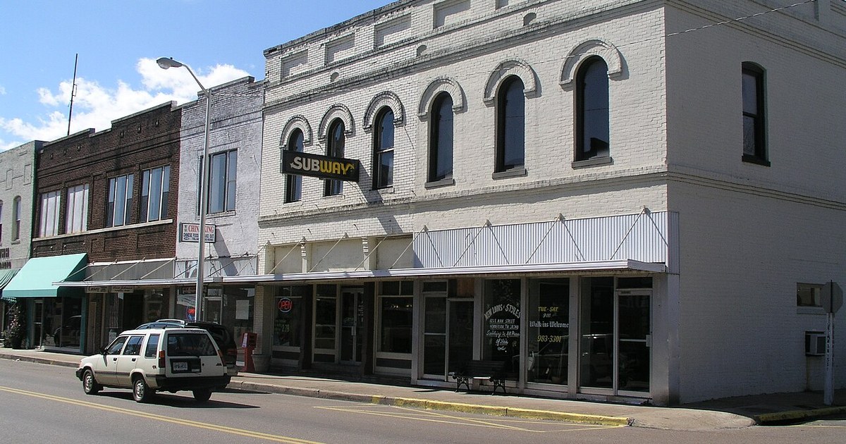 Downtown Henderson, Tennessee, United States Downtown henderson tennessee