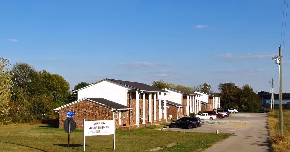 Manor Apartments in Lawrenceburg, Tennessee, United States. Lawrenceburg-Manor-Apartments-tn1