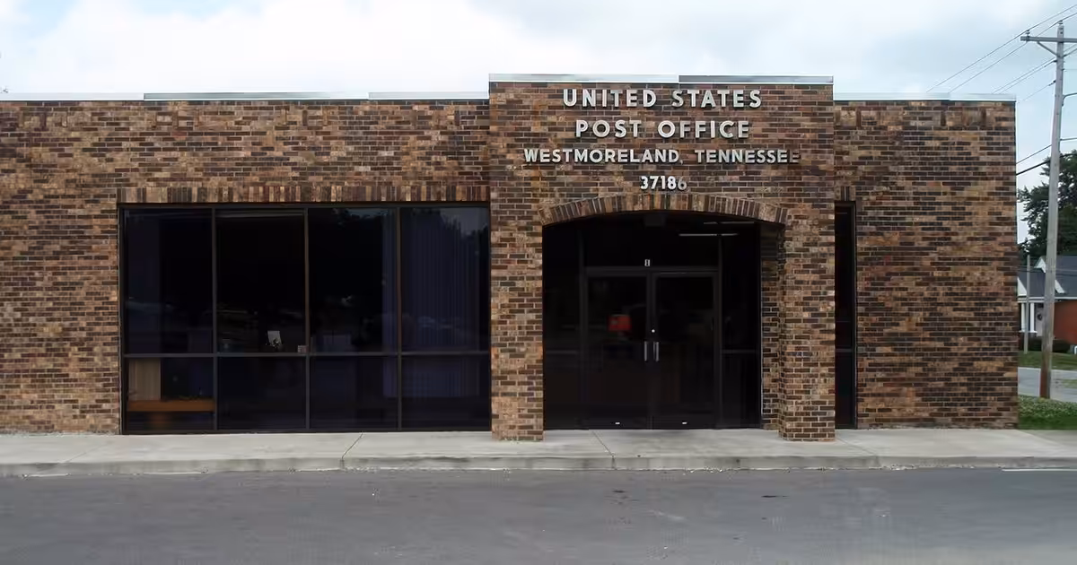 United States Post Office in Westmoreland, Tennessee, United States Westmoreland tennessee postoffice 2009